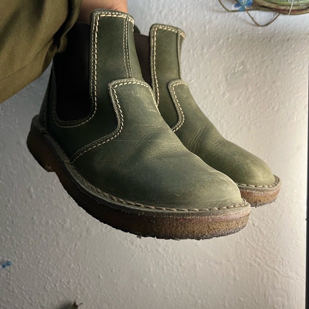 SALE DUCKFEET Green Leather Chelsea Boots for Women SIZE 38